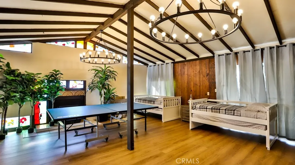 138 Green Oaks Drive Riverside, CA 92507