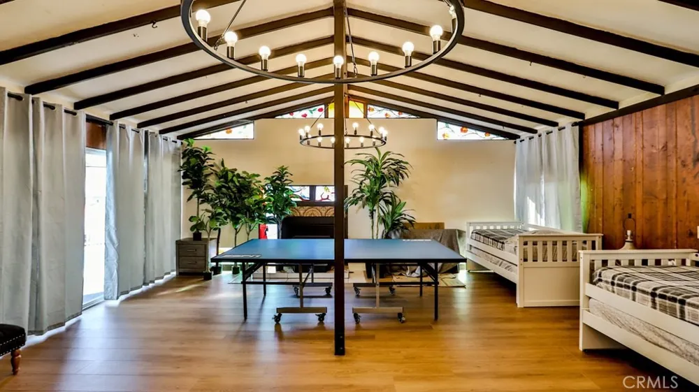 138 Green Oaks Drive Riverside, CA 92507