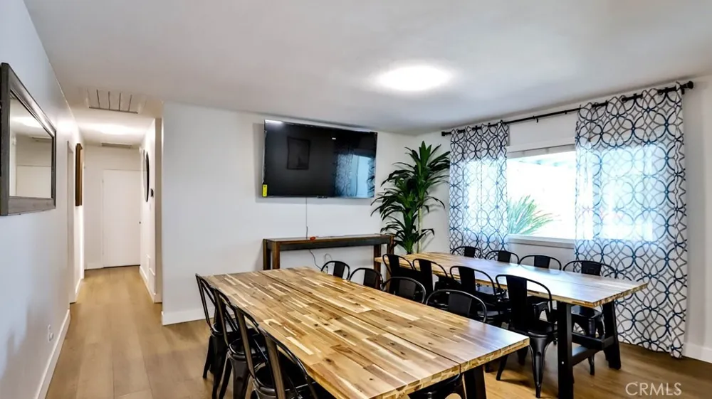 138 Green Oaks Drive Riverside, CA 92507