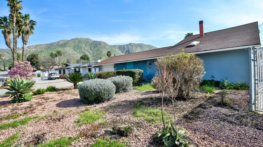 138 Green Oaks Drive Riverside, CA 92507