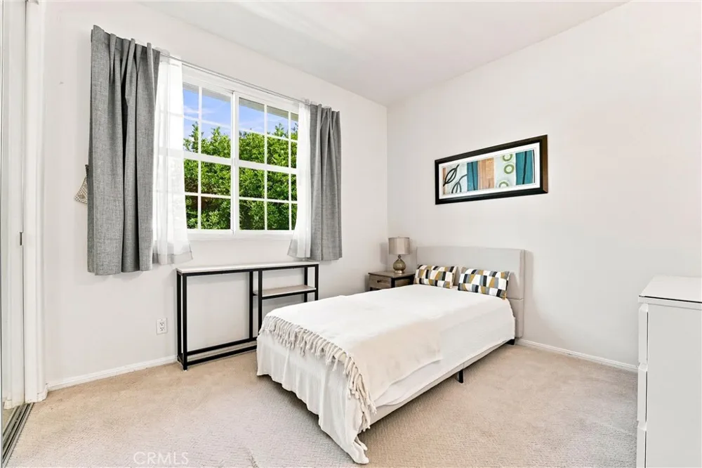 13307 Verona Tustin, CA 92782