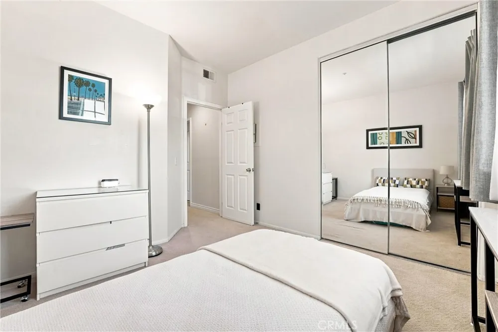 13307 Verona Tustin, CA 92782