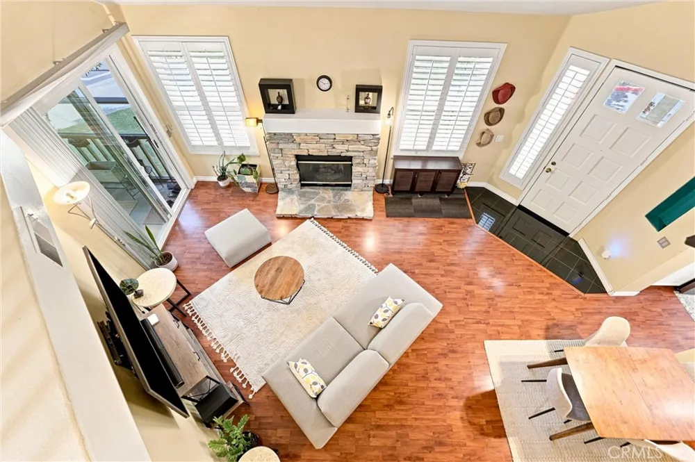 13307 Verona Tustin, CA 92782