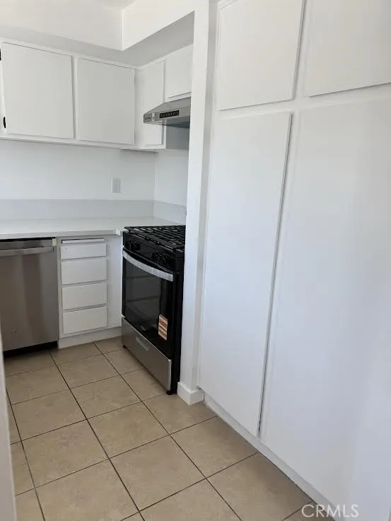 2217 Alabama #C Huntington Beach, CA 92648