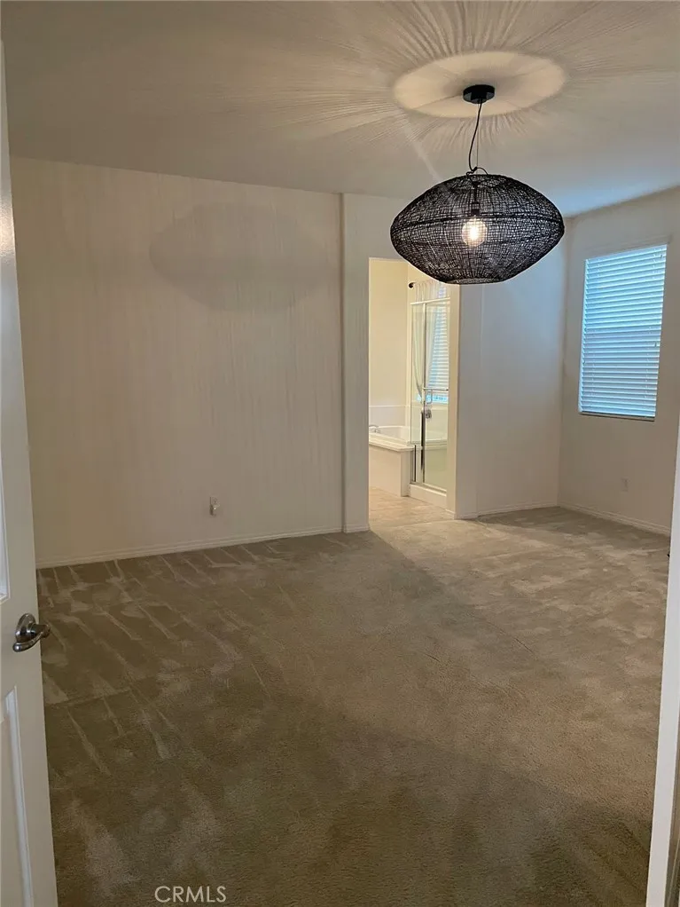 3273 E Yosemite Ontario, CA 91762