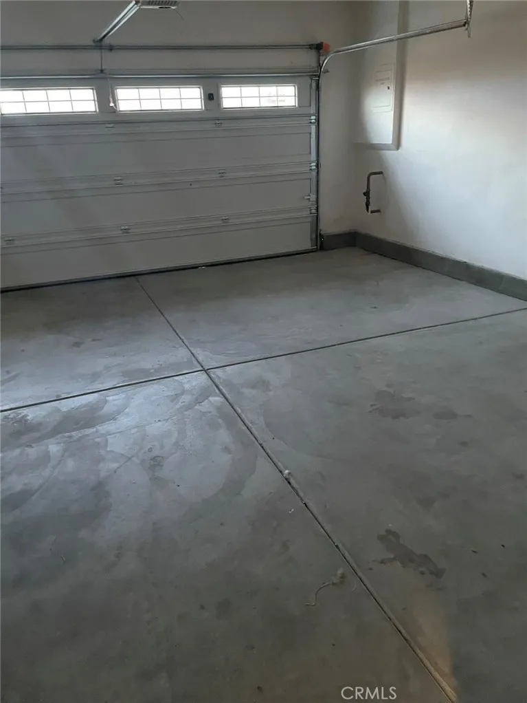 3273 E Yosemite Ontario, CA 91762