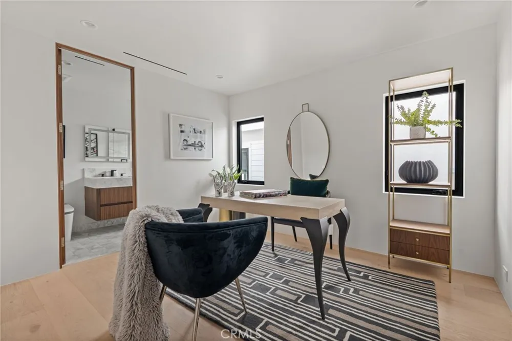 400 Heliotrope Corona del Mar, CA 92625