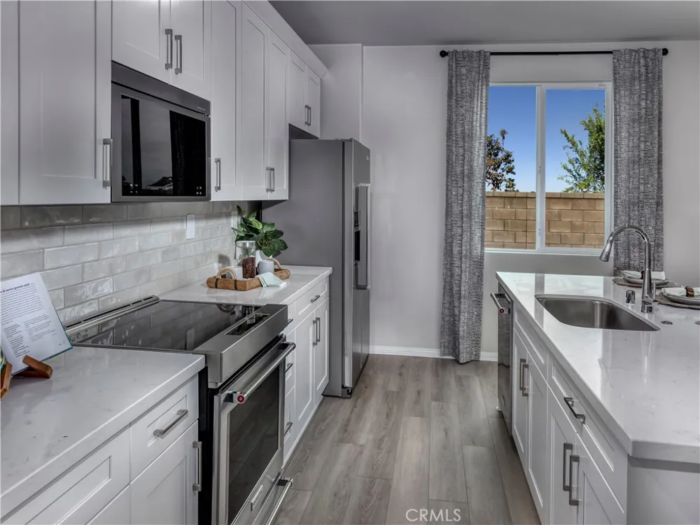 2038 Grapefruit Street Redlands, CA 92374