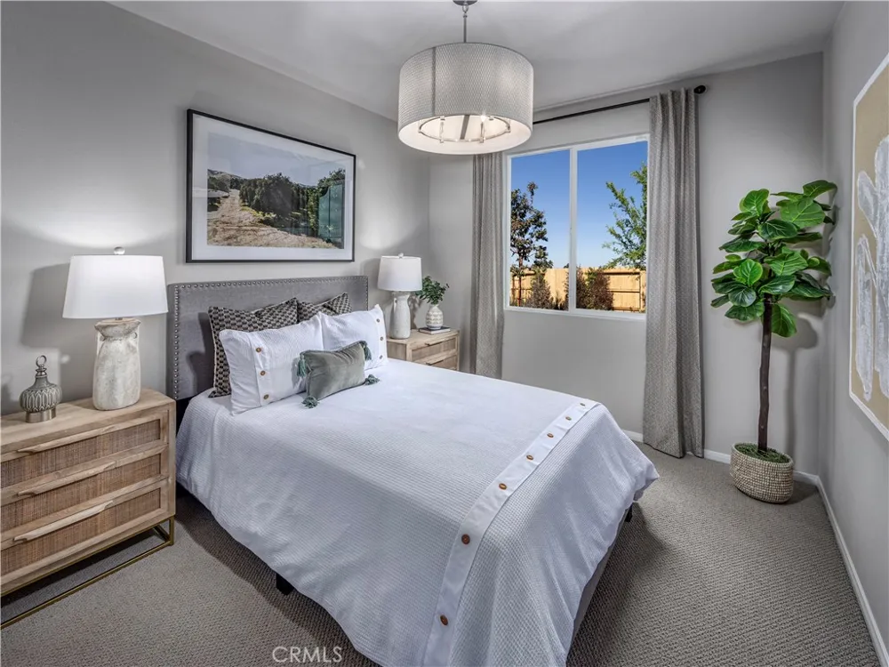 2038 Grapefruit Street Redlands, CA 92374