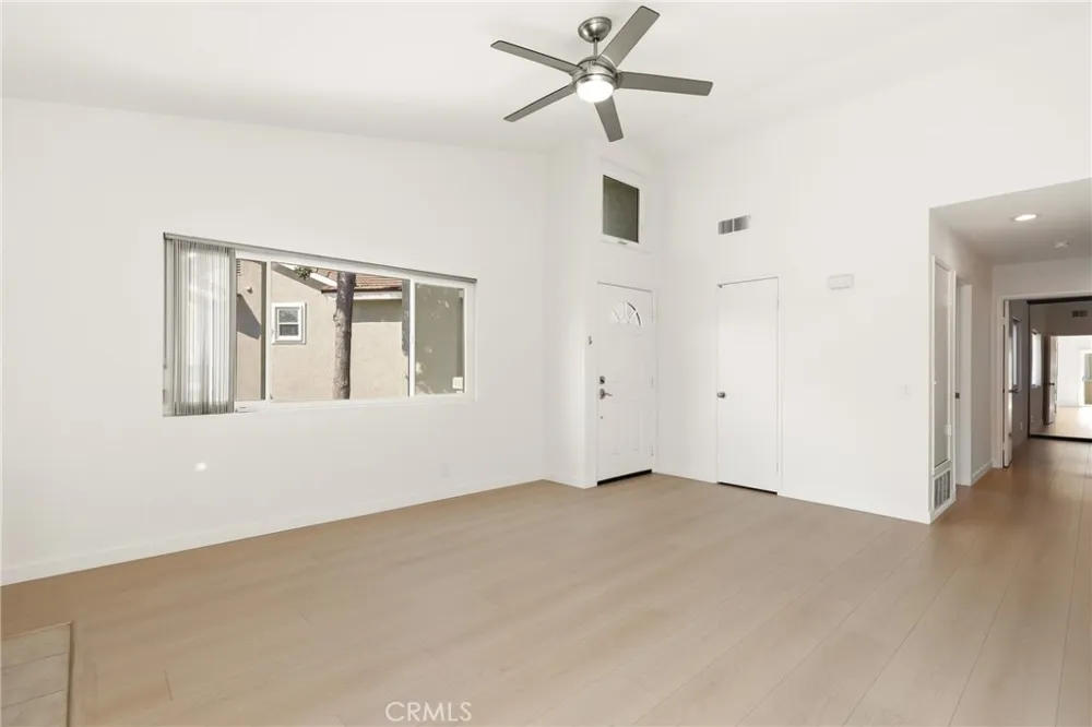 549 Springbrook Irvine, CA 92614