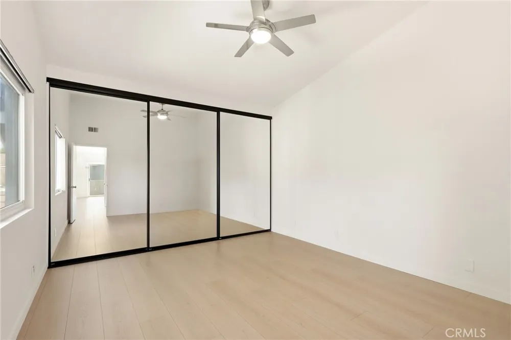 549 Springbrook Irvine, CA 92614