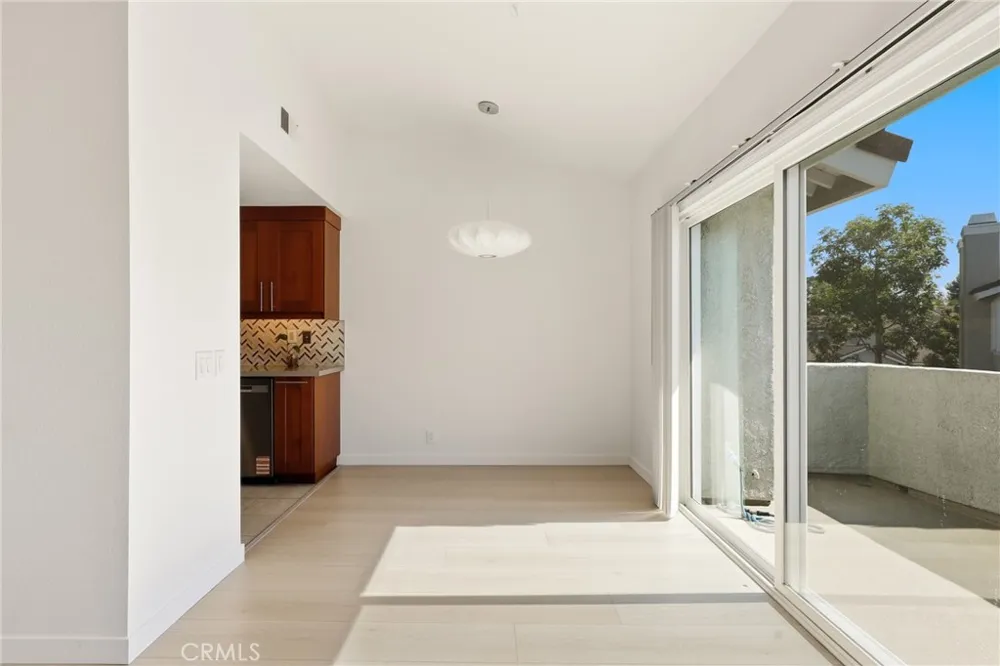 549 Springbrook Irvine, CA 92614