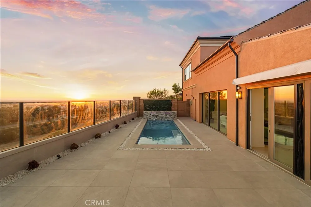 137 Trumpet Flower Irvine, CA 92618