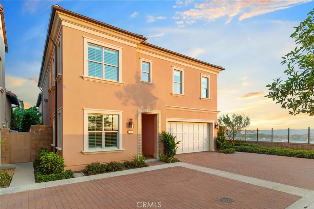 137 Trumpet Flower Irvine, CA 92618
