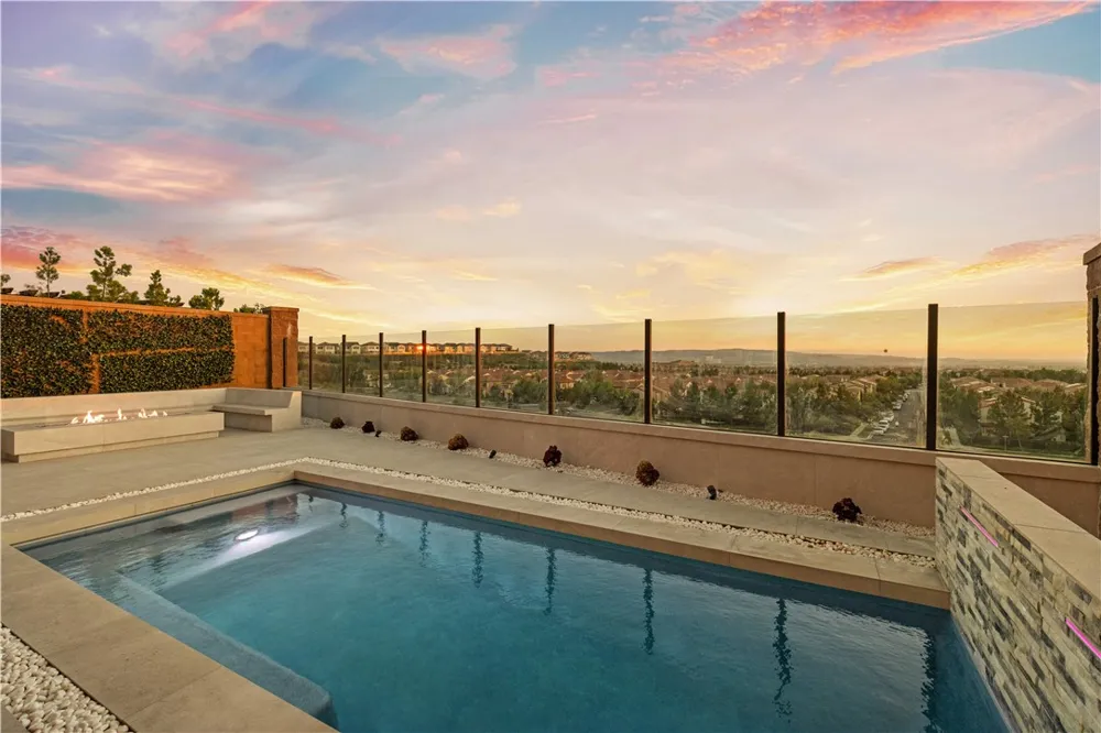 137 Trumpet Flower Irvine, CA 92618