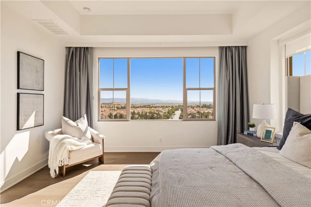 137 Trumpet Flower Irvine, CA 92618