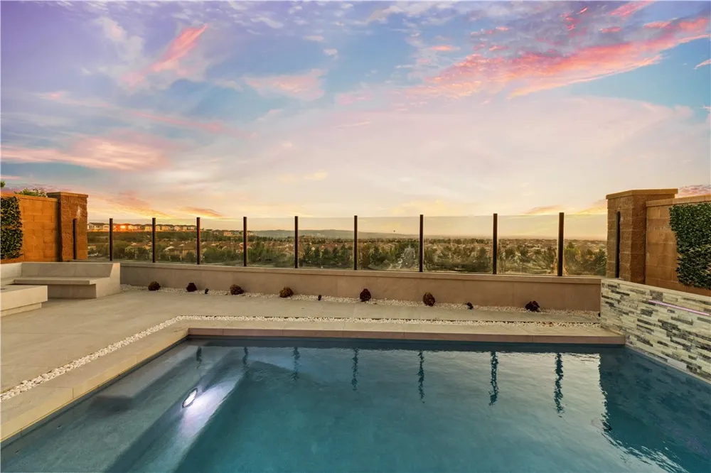 137 Trumpet Flower Irvine, CA 92618