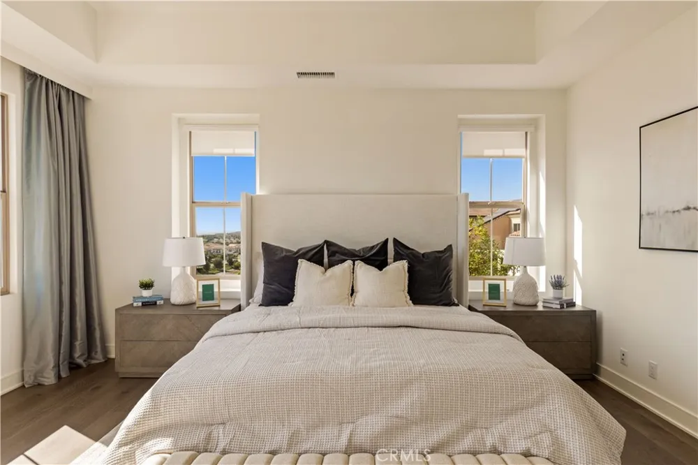 137 Trumpet Flower Irvine, CA 92618