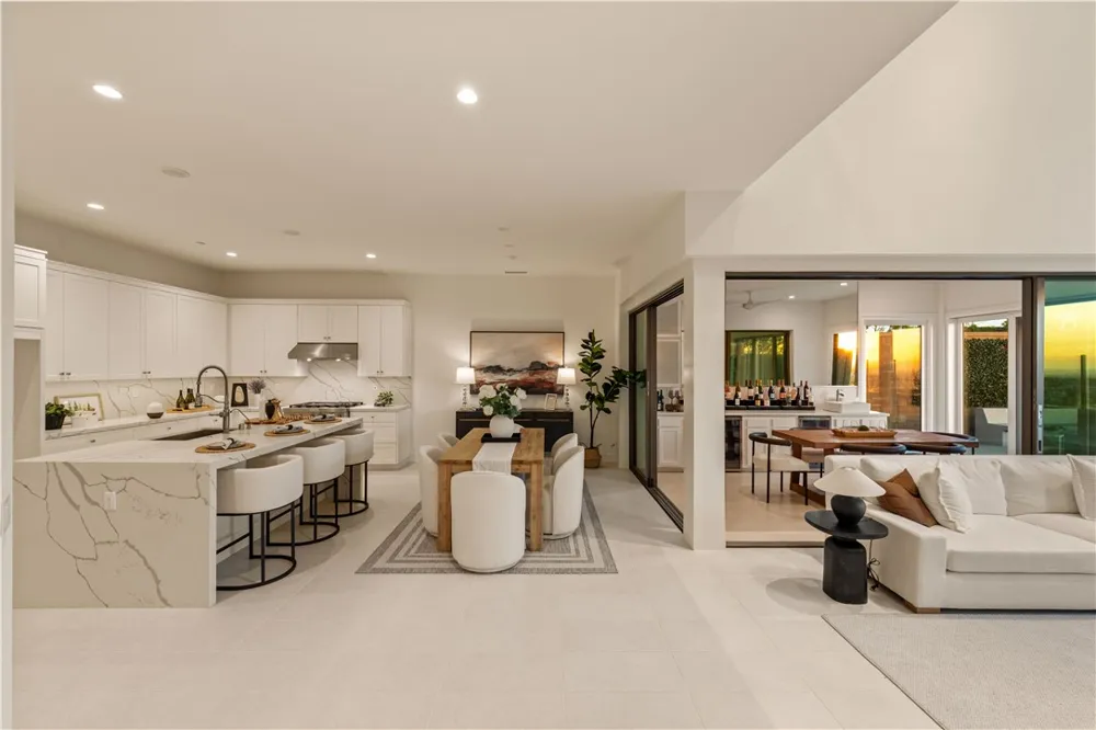 137 Trumpet Flower Irvine, CA 92618