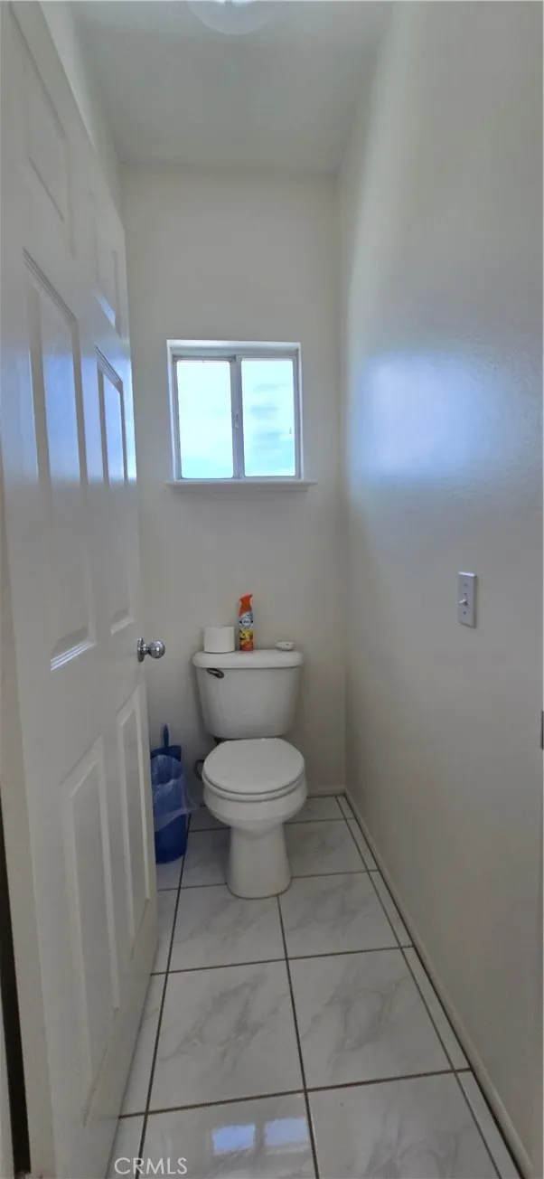 1075 Nighthawk Corona, CA 92881