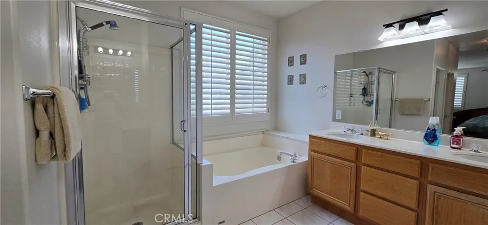 1075 Nighthawk Corona, CA 92881