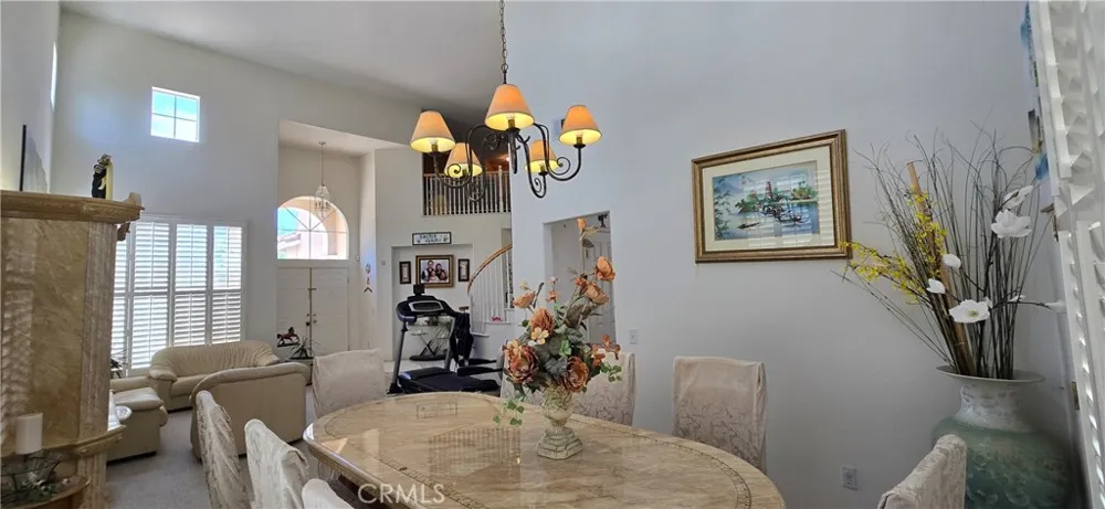 1075 Nighthawk Corona, CA 92881