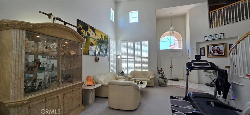1075 Nighthawk Corona, CA 92881