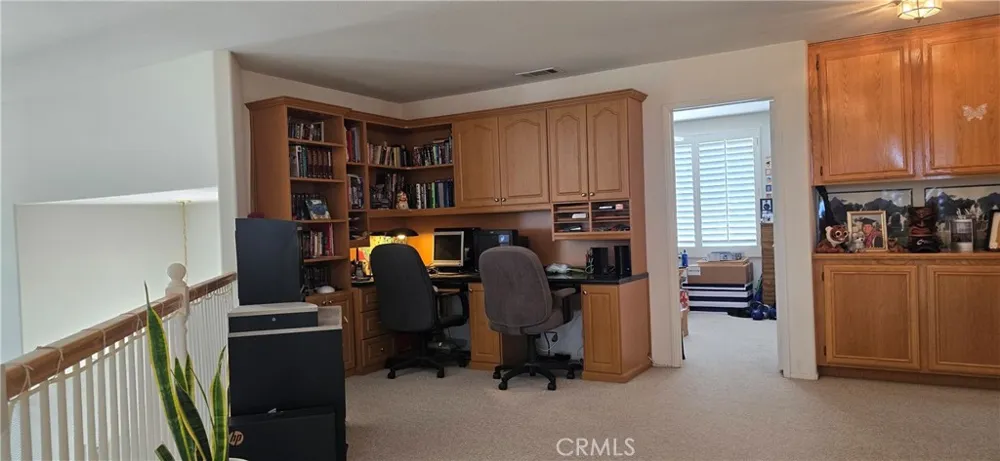 1075 Nighthawk Corona, CA 92881