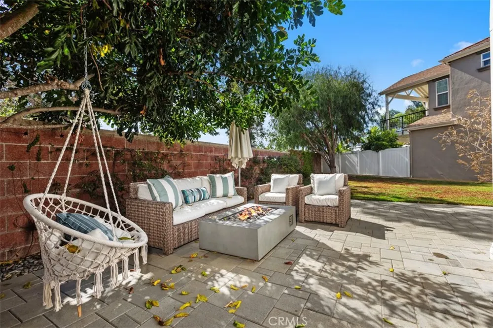 53 Bainbridge Ave Ladera Ranch, CA 92694