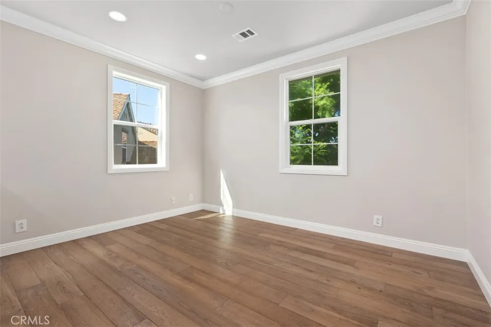 53 Bainbridge Ave Ladera Ranch, CA 92694