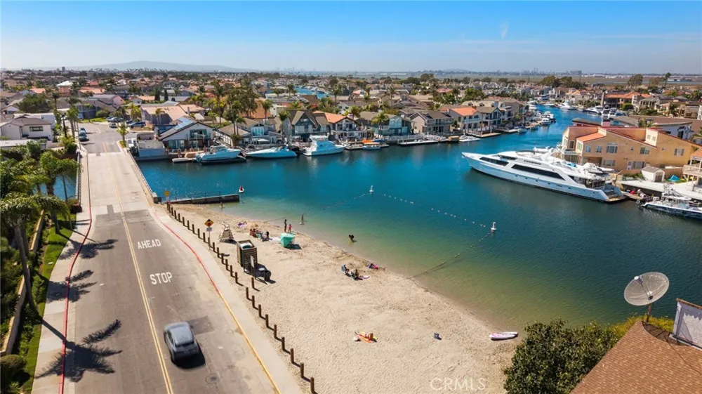 4221 Humboldt Huntington Beach, CA 92649