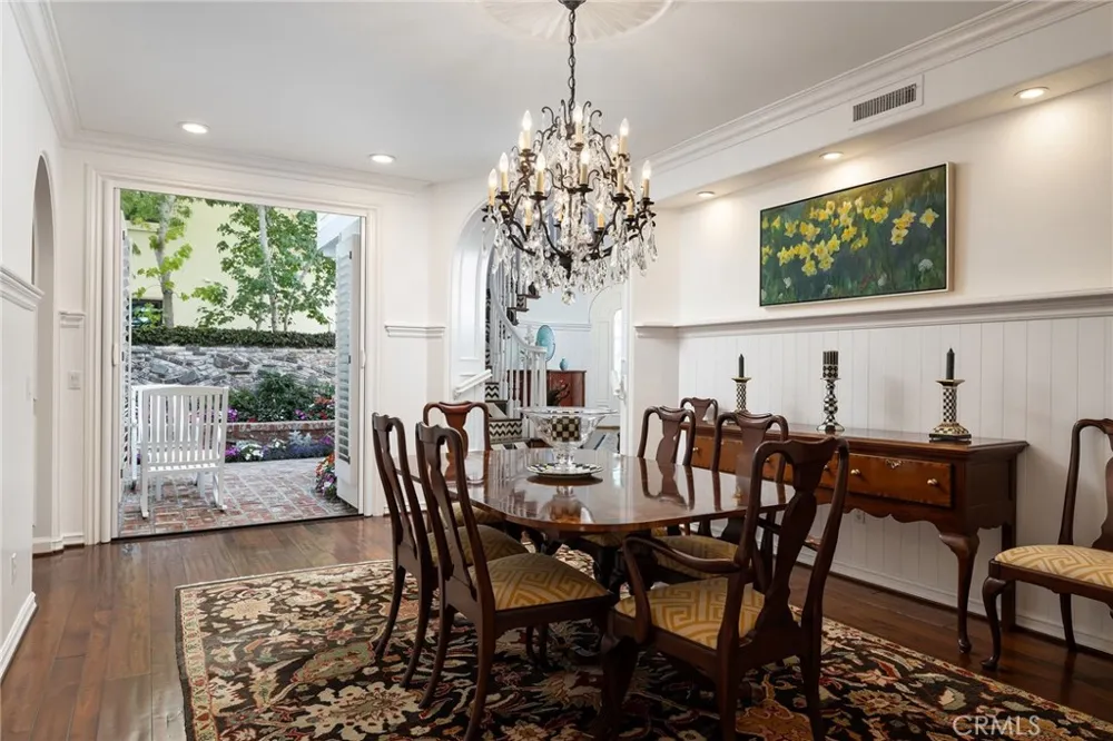 19609 Mayfield Circle Huntington Beach, CA 92648