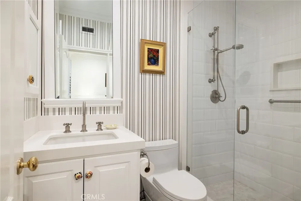 19609 Mayfield Circle Huntington Beach, CA 92648