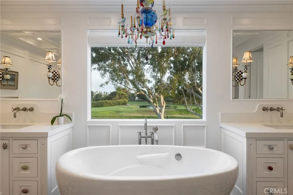 19609 Mayfield Circle Huntington Beach, CA 92648