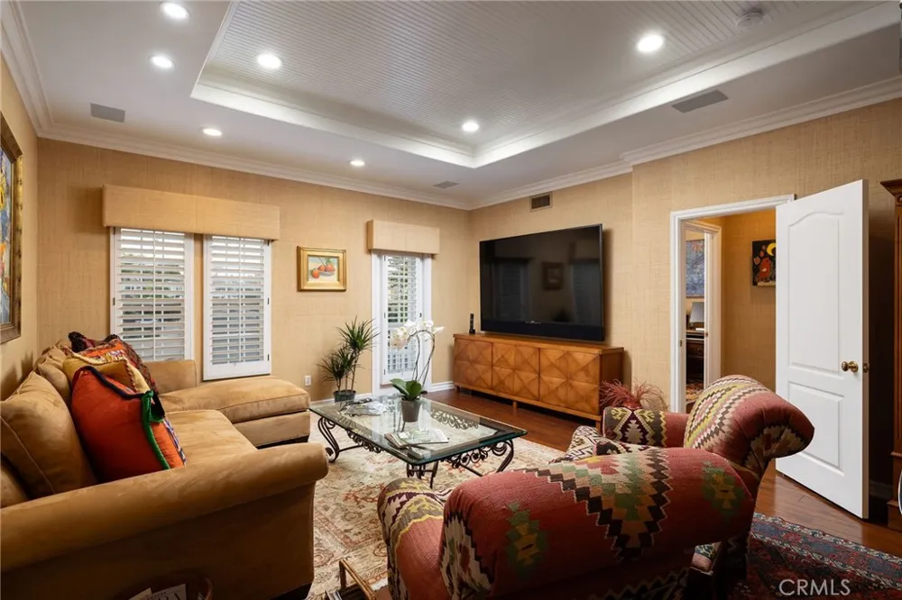 19609 Mayfield Circle Huntington Beach, CA 92648