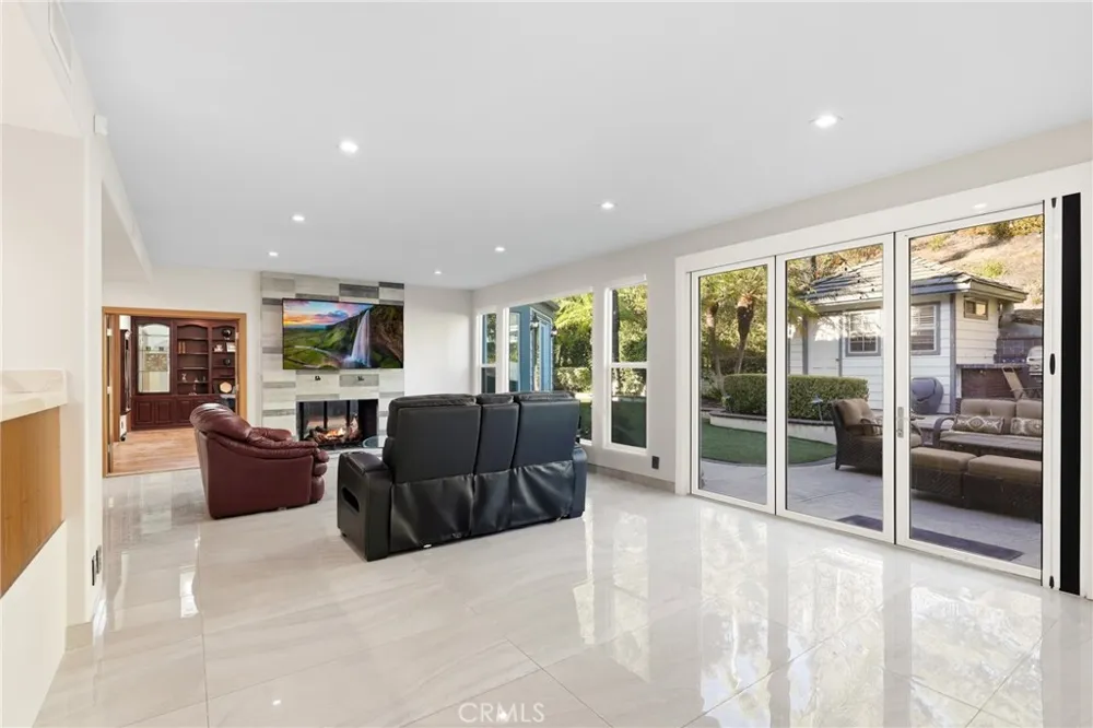 5 Estates Drive Villa Park, CA 92861