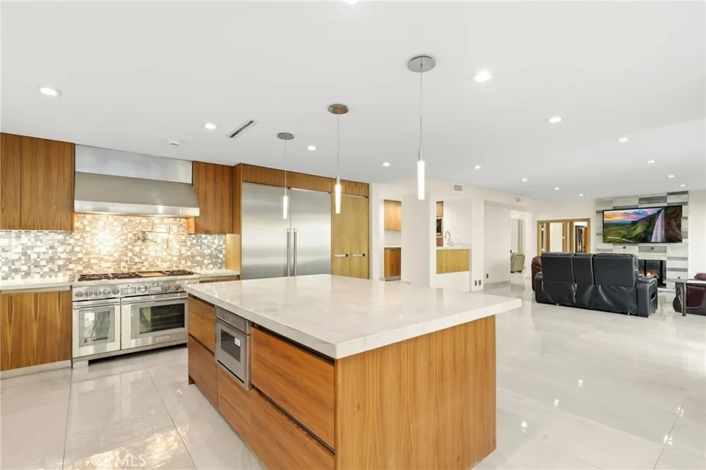 5 Estates Drive Villa Park, CA 92861