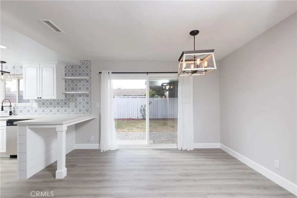 17121 Hague Lane Huntington Beach, CA 92647