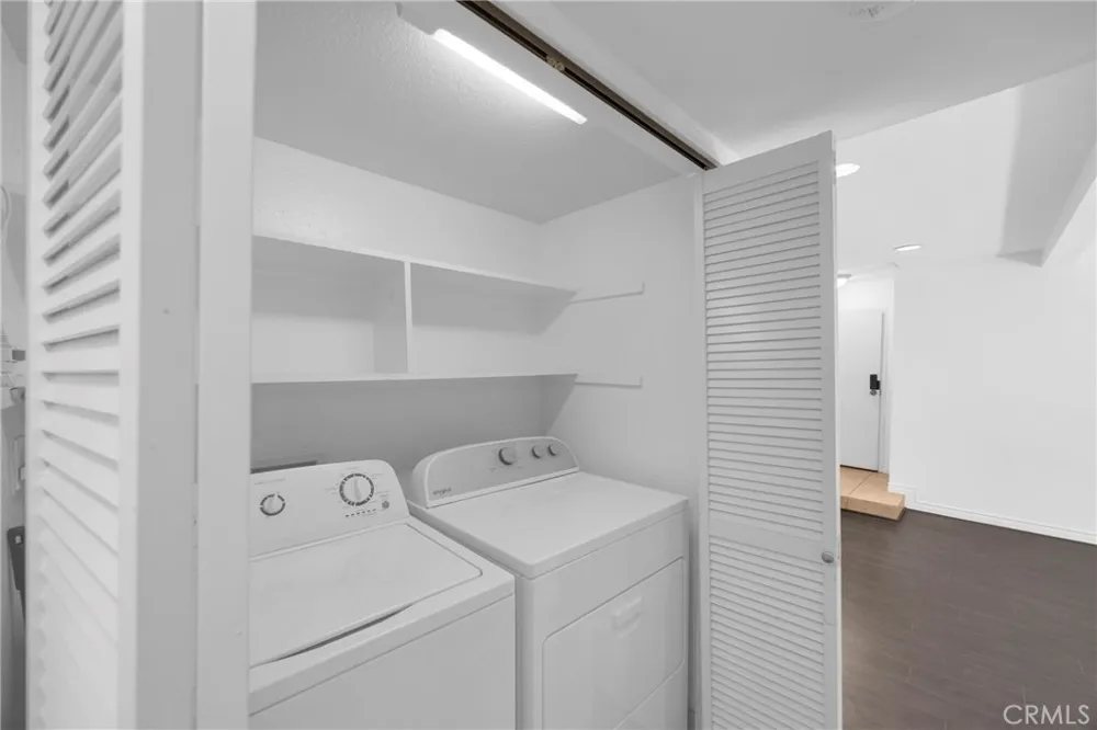 21372 Brookhurst #526 Huntington Beach, CA 92646