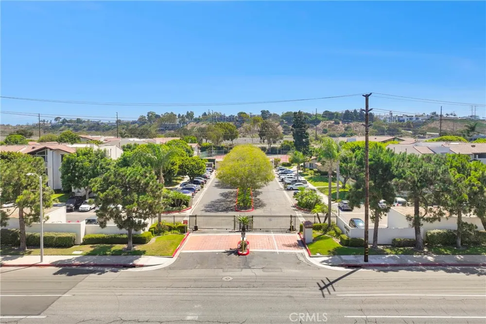 21372 Brookhurst #526 Huntington Beach, CA 92646