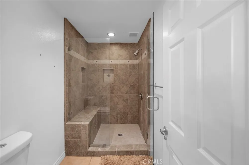 21372 Brookhurst #526 Huntington Beach, CA 92646