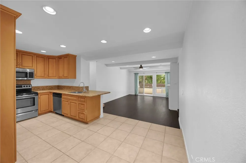 21372 Brookhurst #526 Huntington Beach, CA 92646