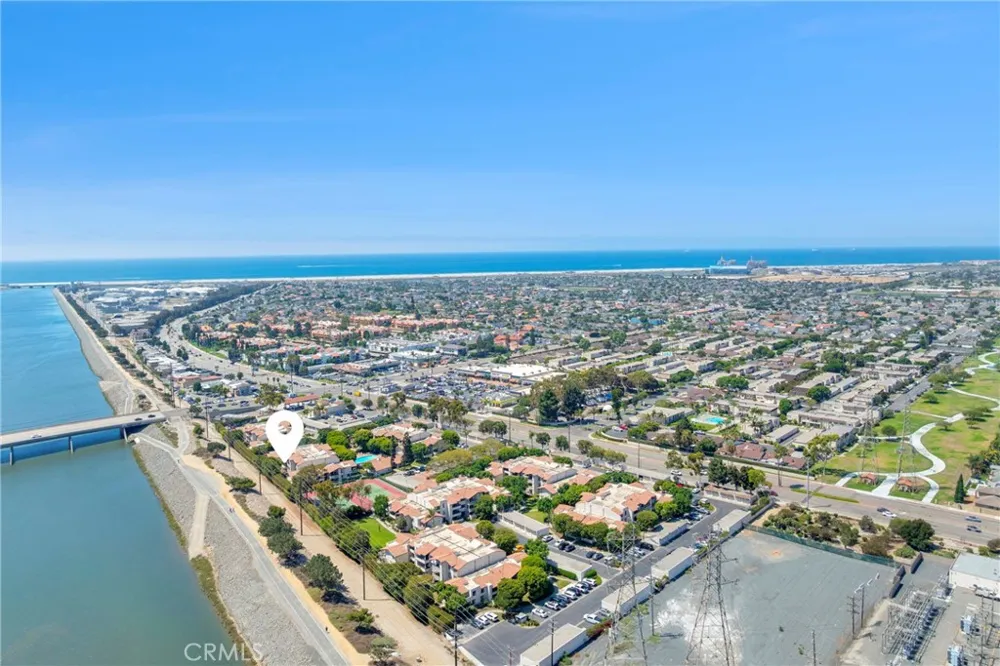 21372 Brookhurst #526 Huntington Beach, CA 92646