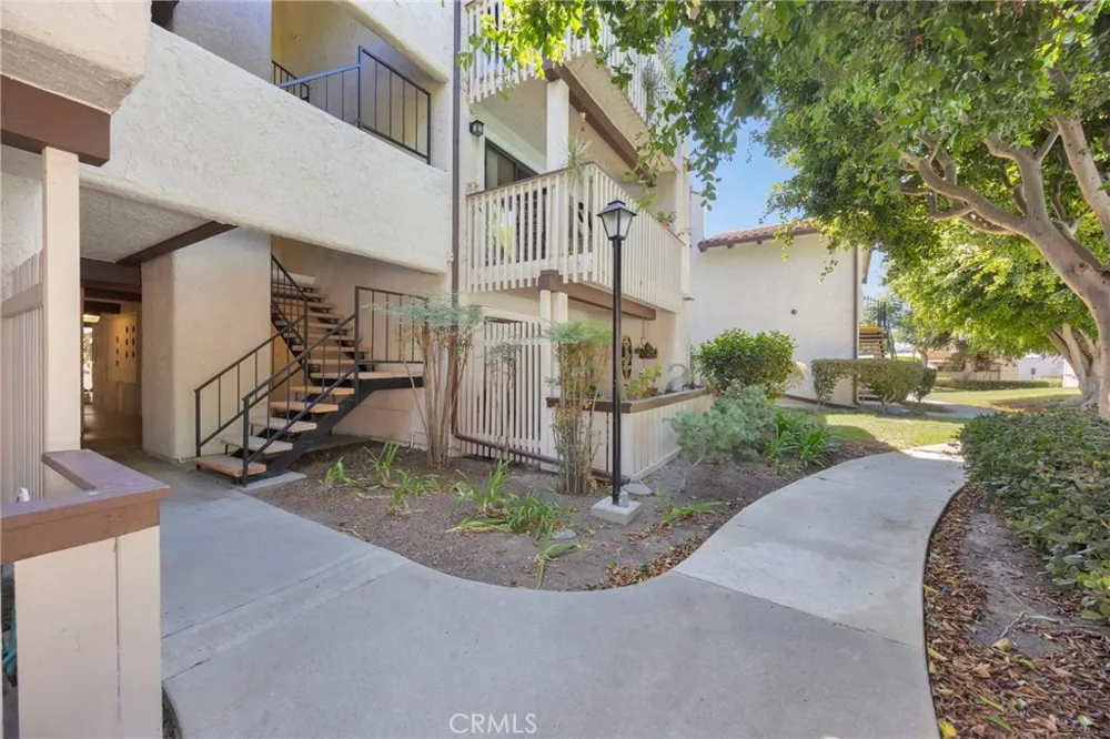 21372 Brookhurst #526 Huntington Beach, CA 92646