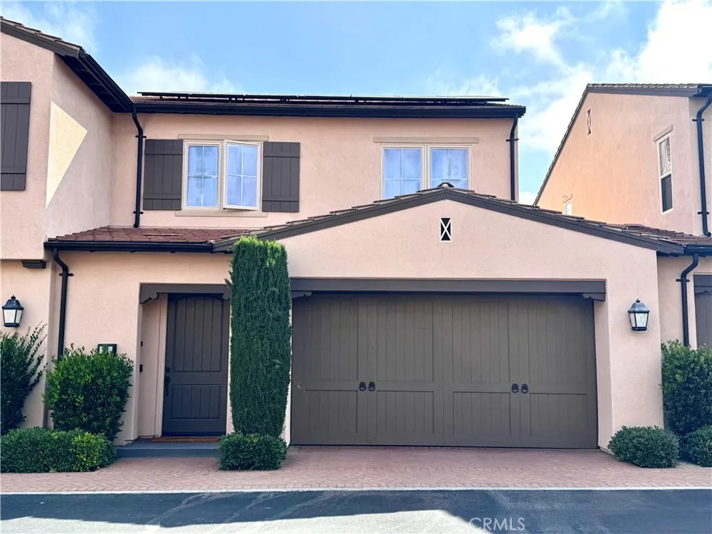 31 Shellbark Irvine, CA 92618