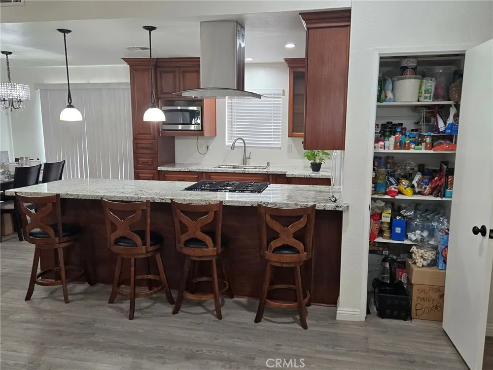 12570 11th Avenue Victorville, CA 92395