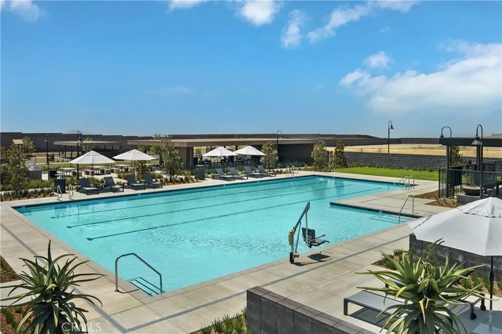 4825 Habitat Drive Fontana, CA 92336