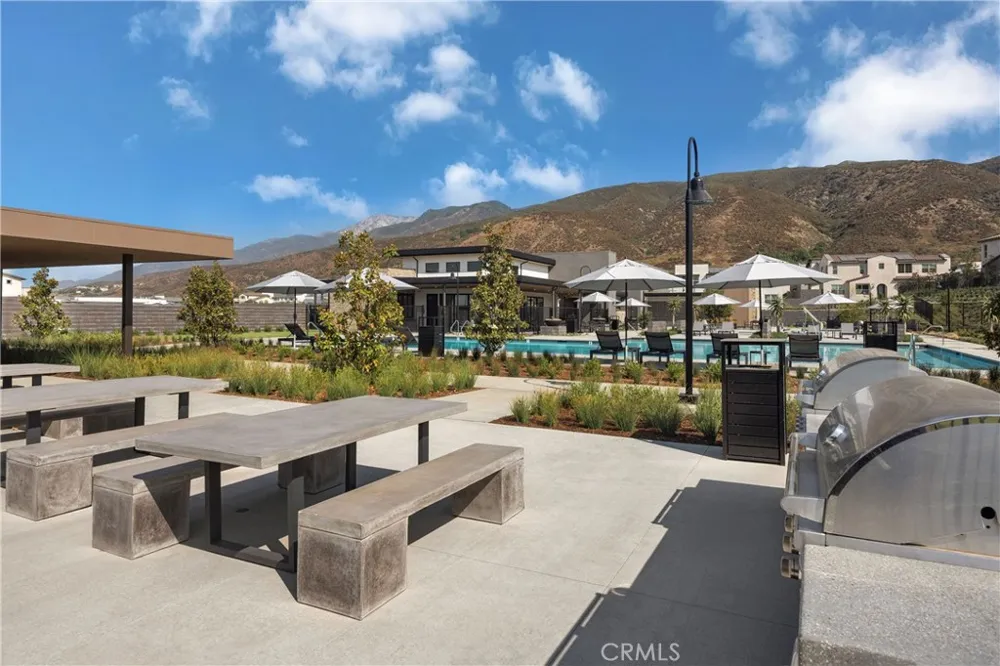 4825 Habitat Drive Fontana, CA 92336