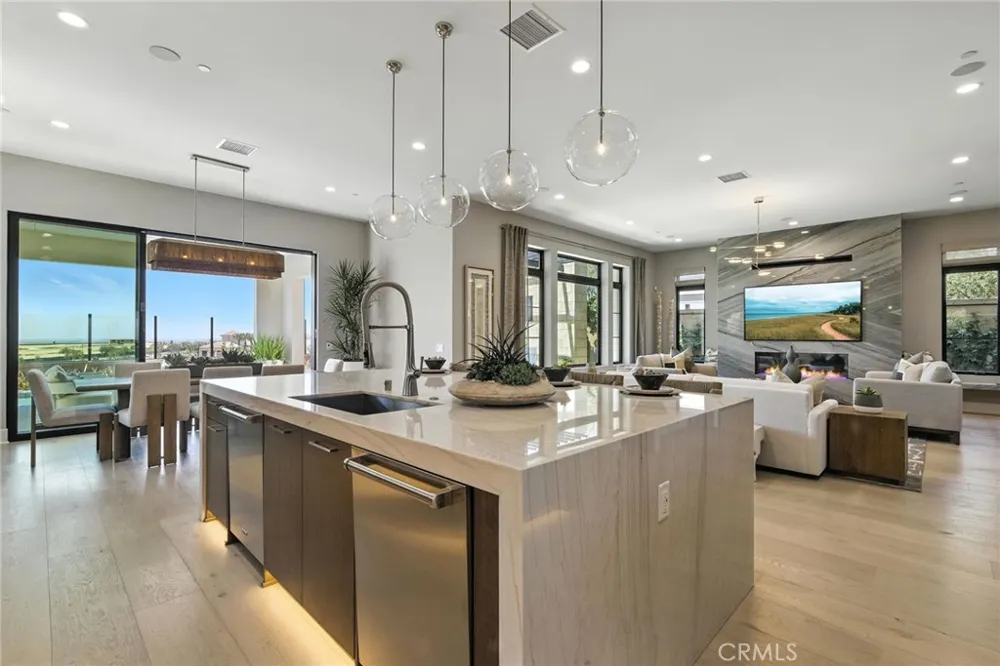 441 Narcissus Irvine, CA 92602