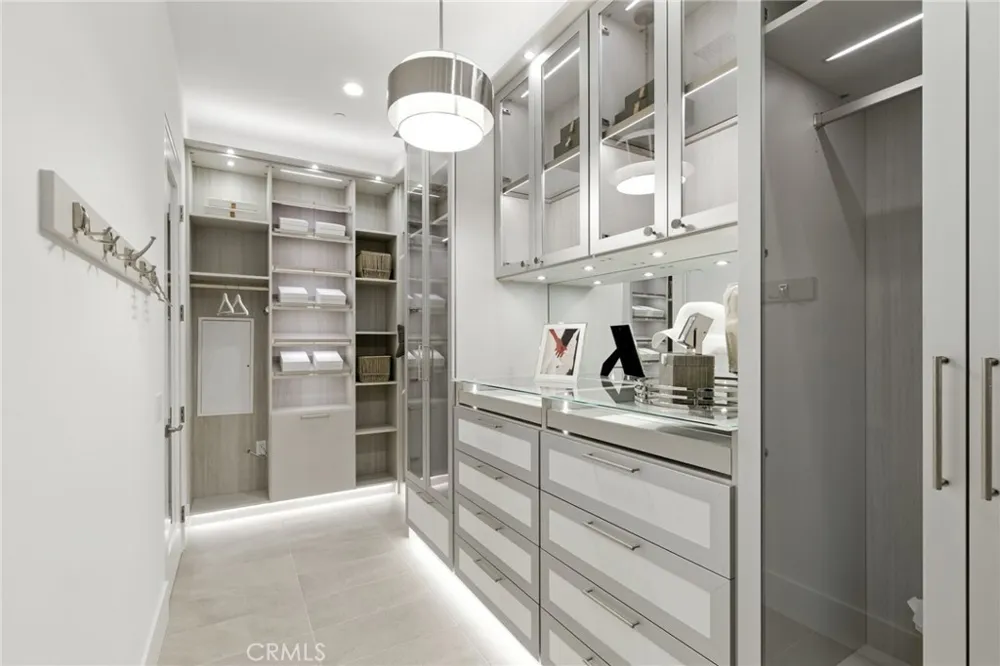 441 Narcissus Irvine, CA 92602